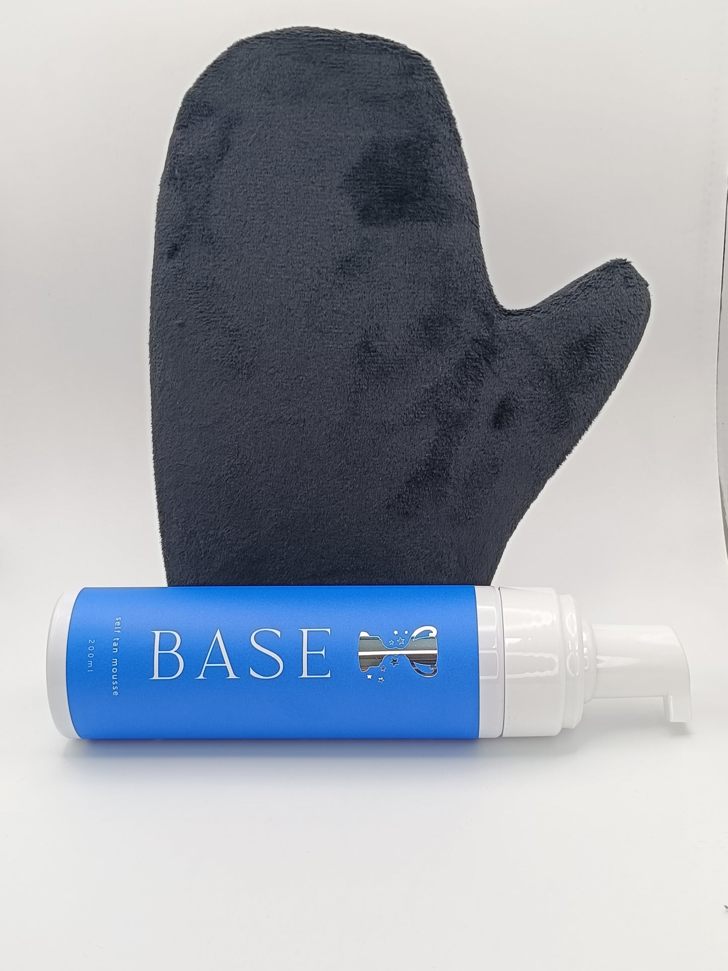 MITTY - TAN APPLICATOR